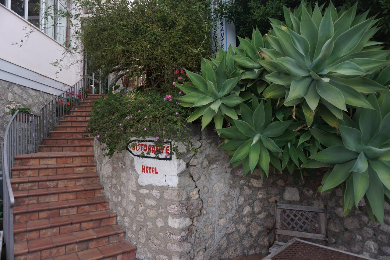 Hotel Villa Souvenir Forza dʼAgro Εξωτερικό φωτογραφία