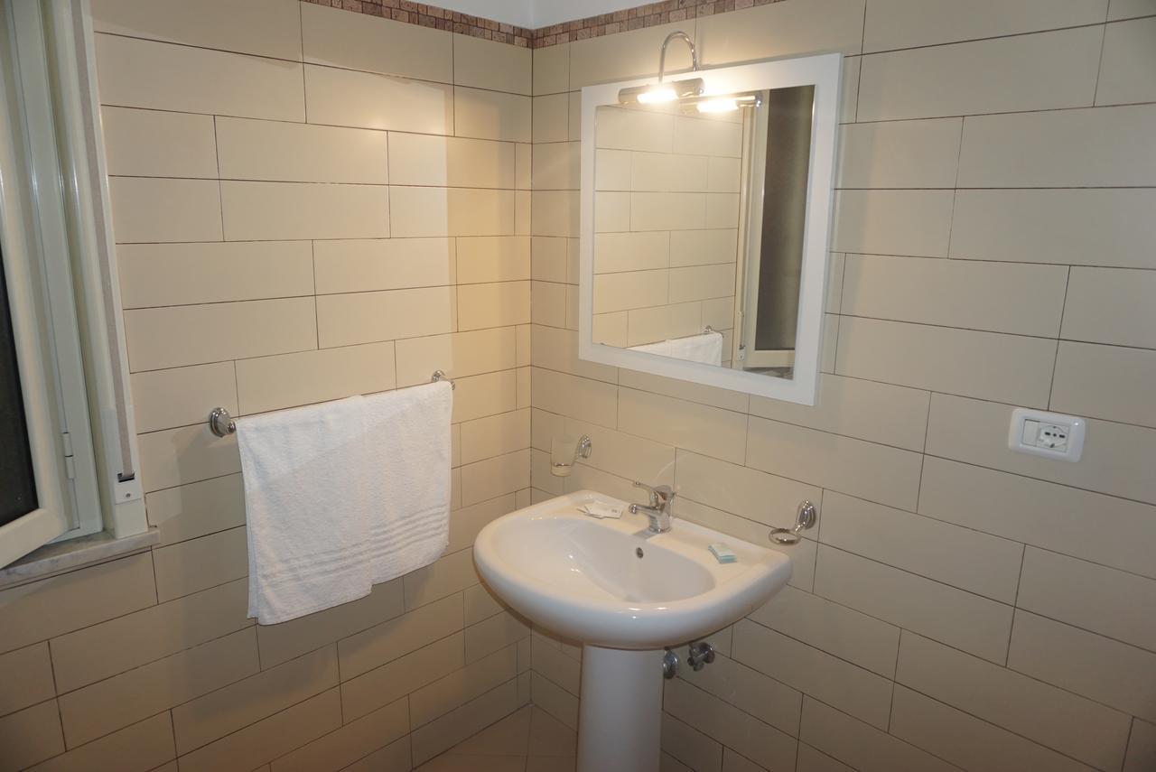 Hotel Villa Souvenir Forza dʼAgro Εξωτερικό φωτογραφία