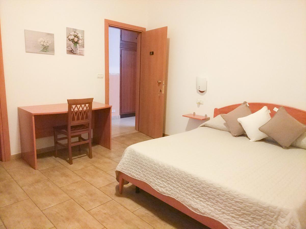 Hotel Villa Souvenir Forza dʼAgro Εξωτερικό φωτογραφία